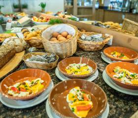 Ein guter Tag beginnt genau hier: Bio-Vital-
Frühstücksbuffet - Natur- & Sporthotel Zuflucht