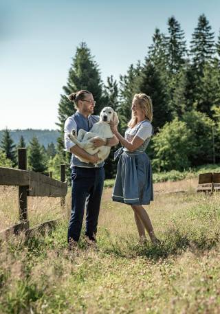 Gastgeberfamilie Ritter und das Zuflucht-Team freut sich auf Sie! - Natur- & Sporthotel Zuflucht